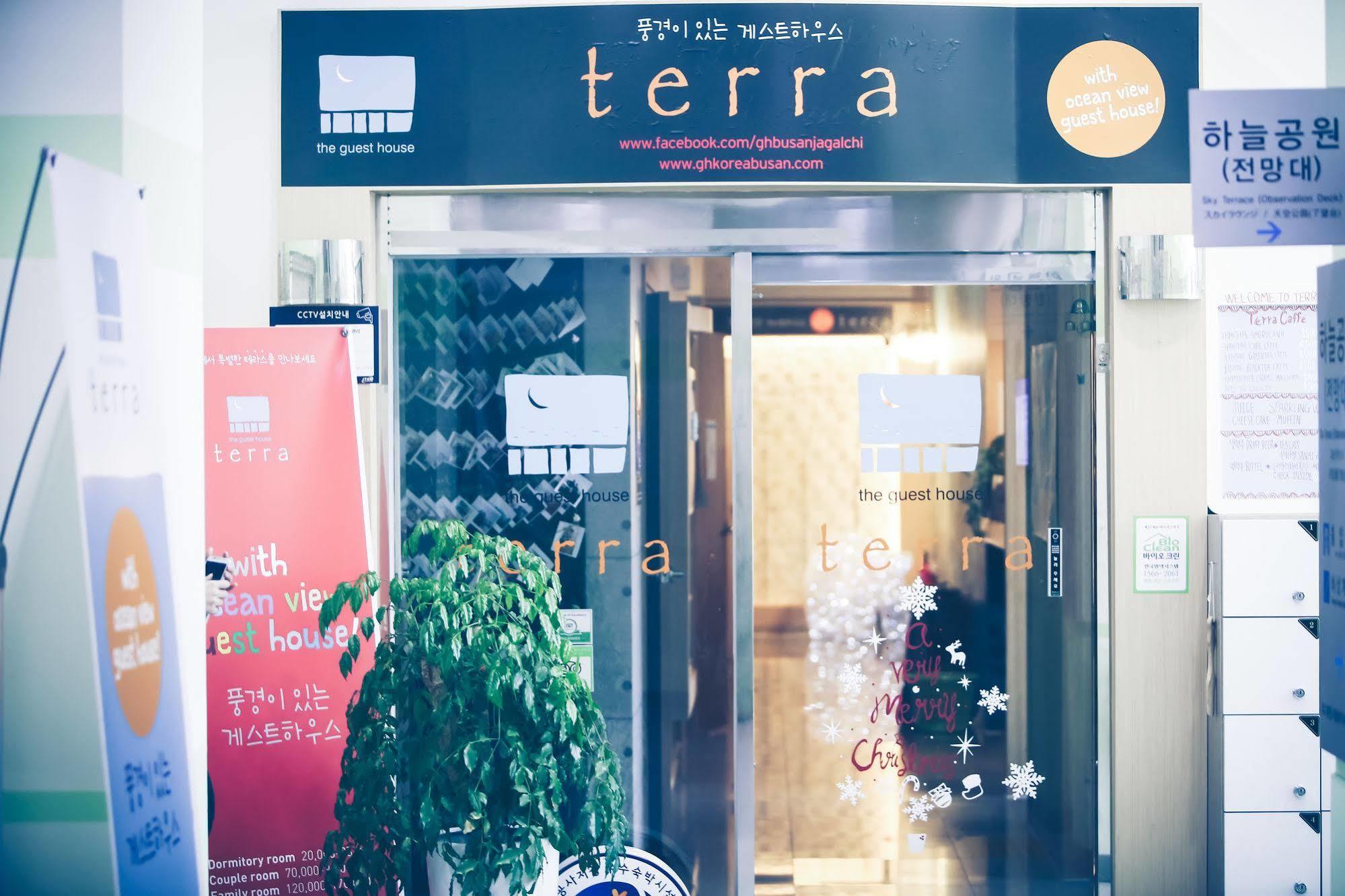 Terra Guesthouse Пусан Екстер'єр фото