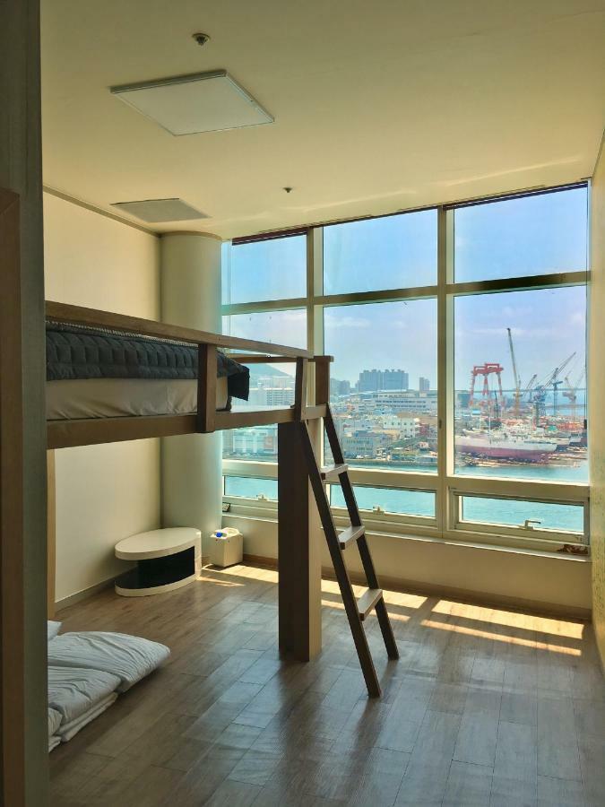 Terra Guesthouse Пусан Екстер'єр фото